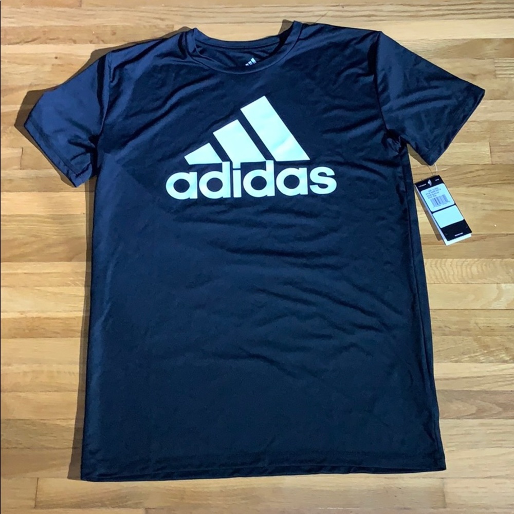 NWT Boys XL Adidas aero ready T-Shirt